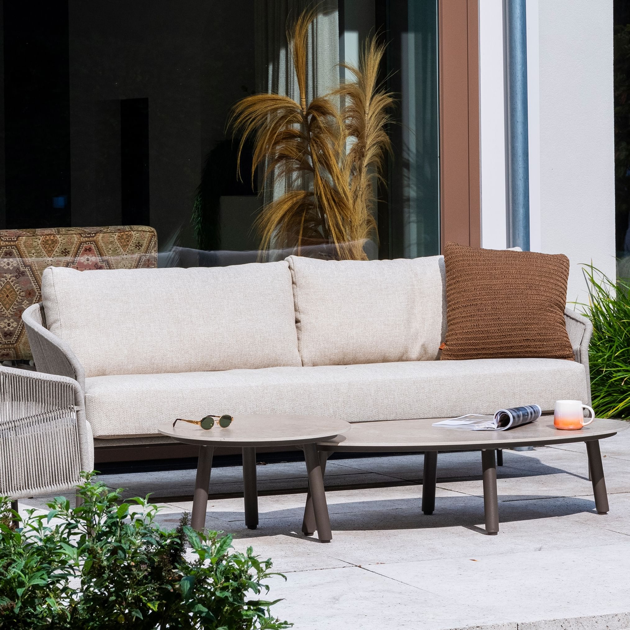 Florence lounge bank