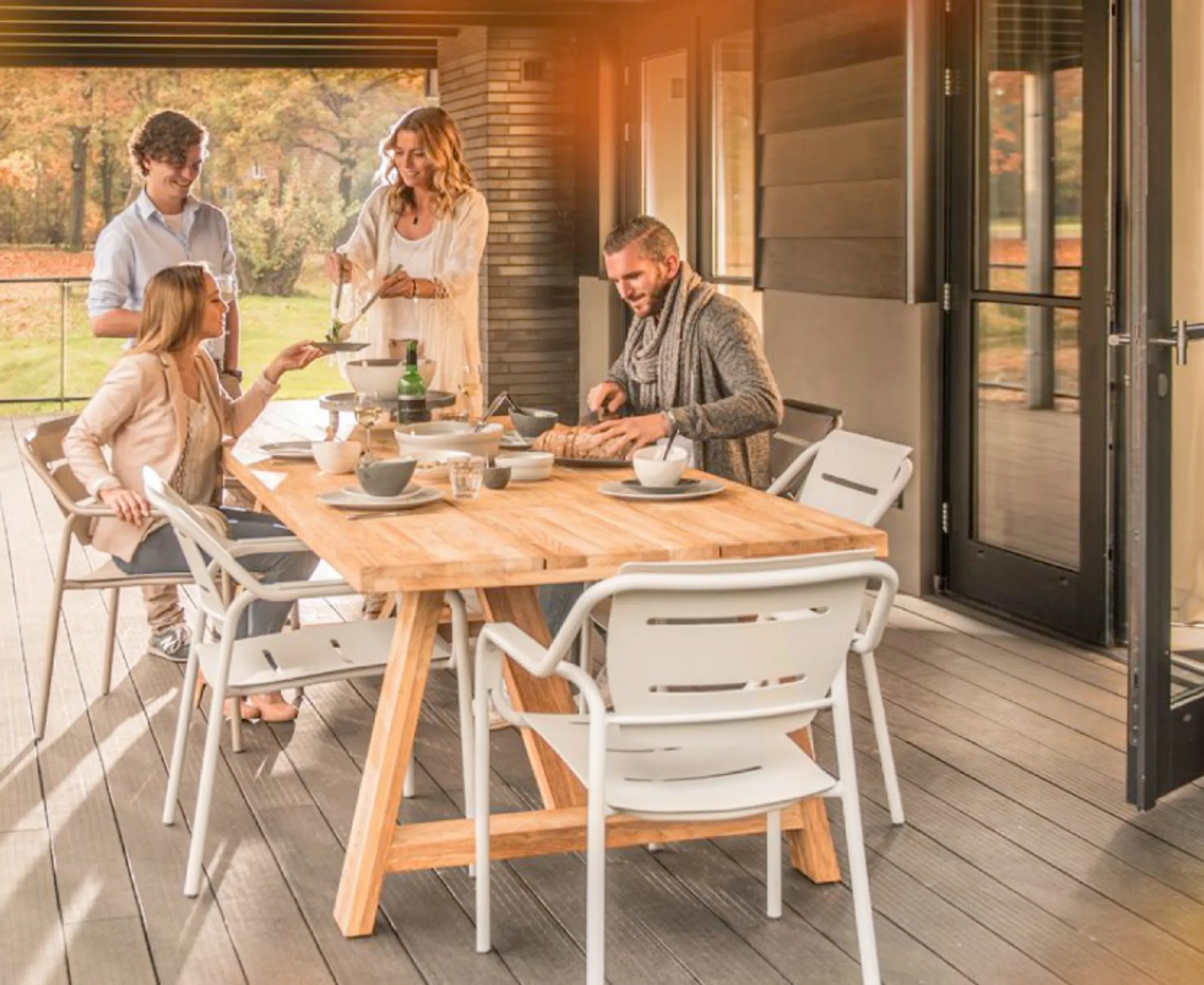 WAS STELELN SIE IN IHREM GARTEN UNTER EINE ÜBERDACHUNG?
