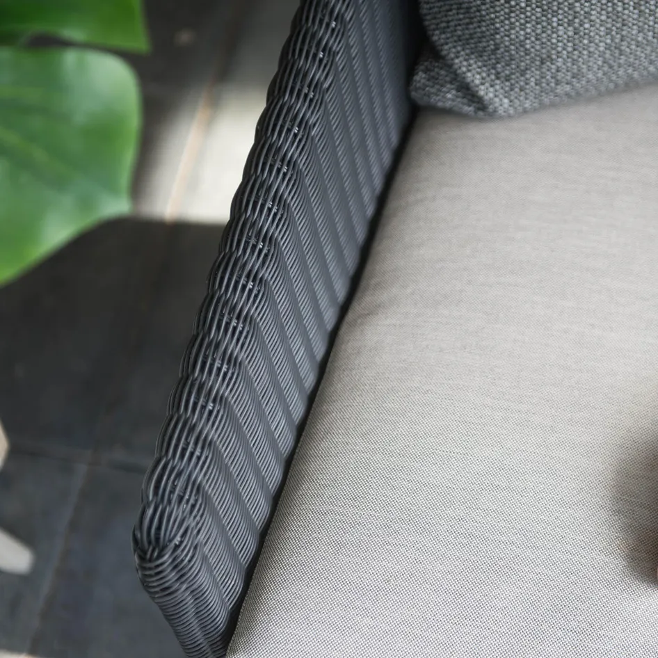 Avila 0002 Avila closeup 02