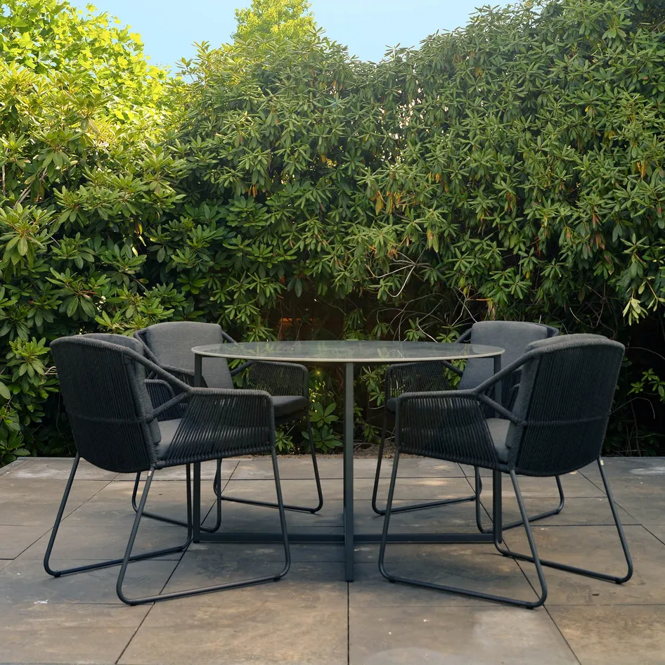 Accor 0000 CEE Accor dining quatro rond