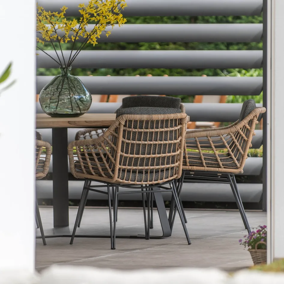 Cottage 0005 4 SO Cottage Dining 01