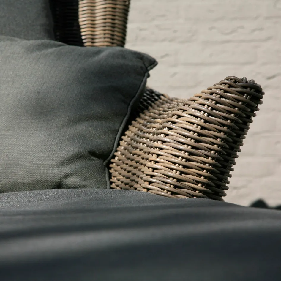 Valentine 0005 Valentine detail 2