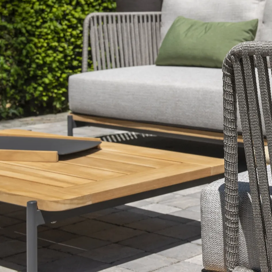 Yoga 0003 Castello modular lounge detail 05