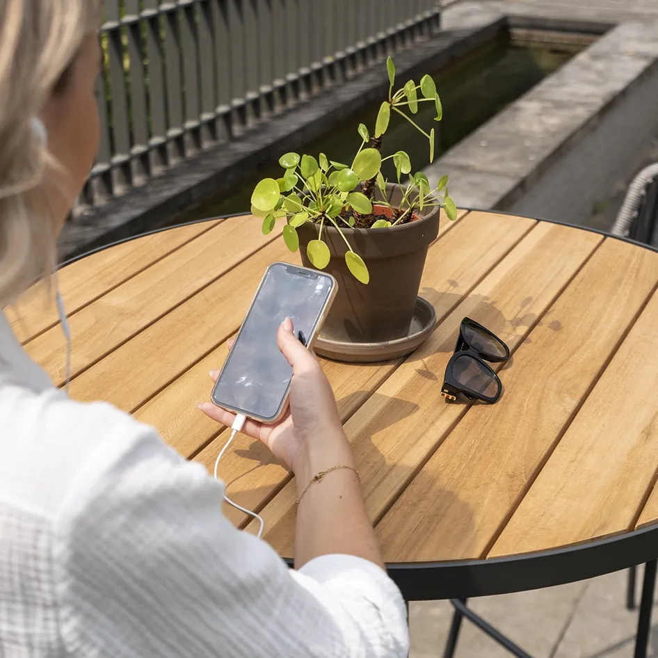 Fiesta bartable detail 08