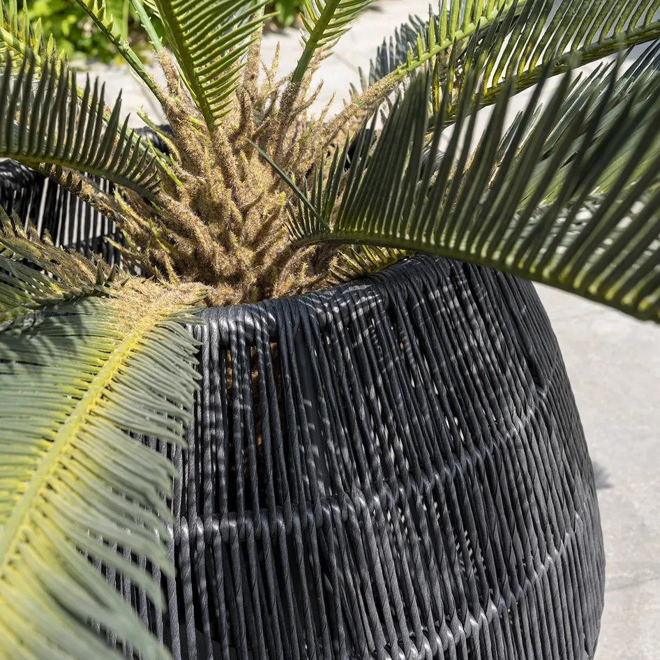 Lorenzo planter anthracite detail 01