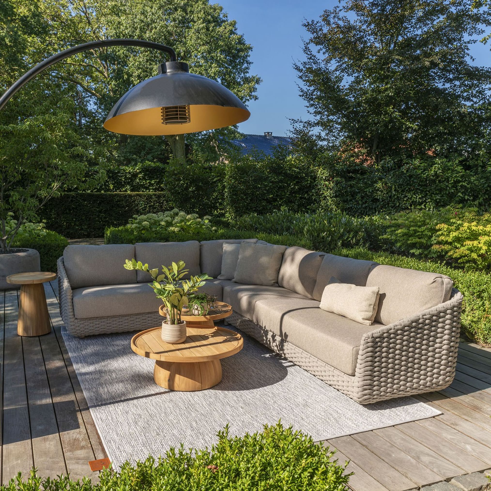 Casanova modular corner with Pablo tables outdoor 01