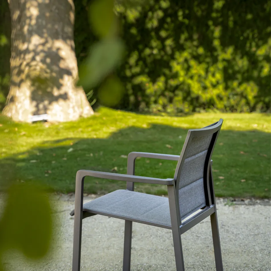 Cortina dining chair 01